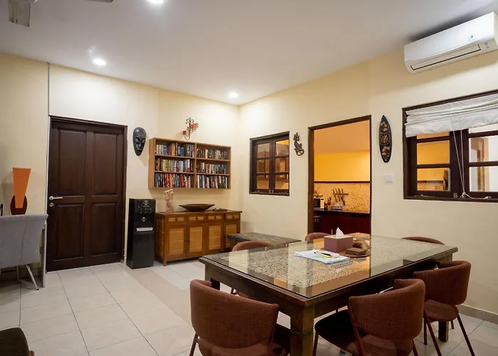 Villa Papaya